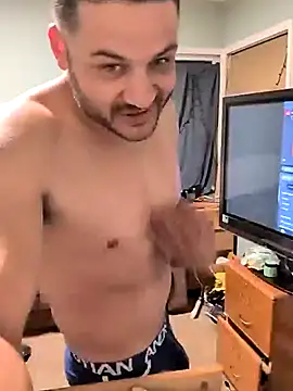 Snapshot of beastontop10 chatting on November 26, 2025, 9:10 am beastontop10 online show from November 26, 2025, 9:10 am