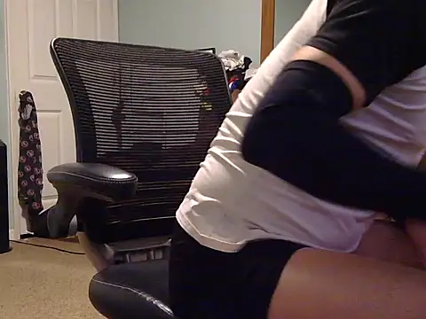 Snapshot of beastontop10 chatting on December 18, 2025, 5:46 am beastontop10 online show from December 18, 2025, 5:46 am