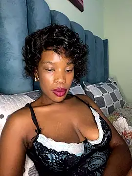 Snapshot of Caramel_Mellow chatting on January 10, 2026, 10:25 pm Caramel Mellow online show from January 10, 2026, 10:25 pm