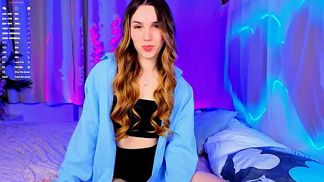 -CindyLou online show from October 3, 2025, 8:39 pm