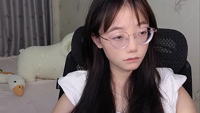 puppy-999 online show from June 29, 2026, 12:05 pm