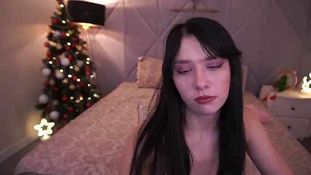 Snapshot of LiviaShy chatting on December 14, 2025, 1:38 pm LiviaShy online show from December 14, 2025, 1:38 pm