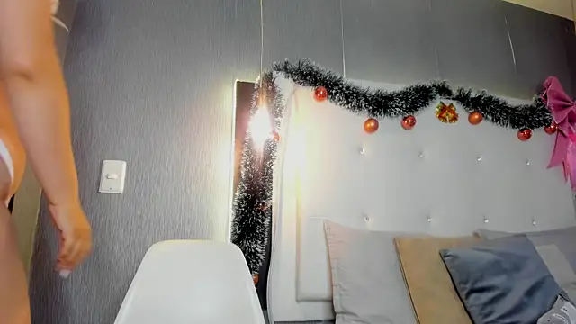 ximenanoah online show from December 17, 2025, 1:50 pm