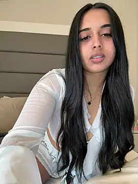 Snapshot of LilMisIndianx chatting on January 12, 2026, 1:27 pm LilMisIndianx online show from January 12, 2026, 1:27 pm