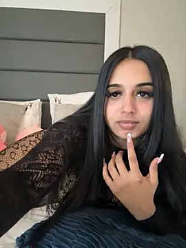 Snapshot of LilMisIndianx chatting on February 7, 2026, 9:13 am LilMisIndianx online show from February 7, 2026, 9:13 am