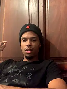 Snapshot of MrPrince05 chatting on September 13, 2025, 4:29 pm MrPrince05 online show from September 13, 2025, 4:29 pm