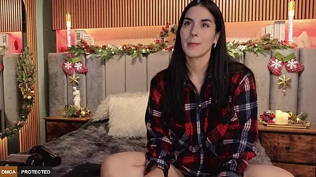 Snapshot of Angelina_Dior chatting on December 19, 2025, 6:15 pm Angelina Dior online show from December 19, 2025, 6:15 pm