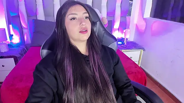 Snapshot of Adaara_Rey chatting on October 18, 2025, 6:30 pm Adaara Rey online show from October 18, 2025, 6:30 pm