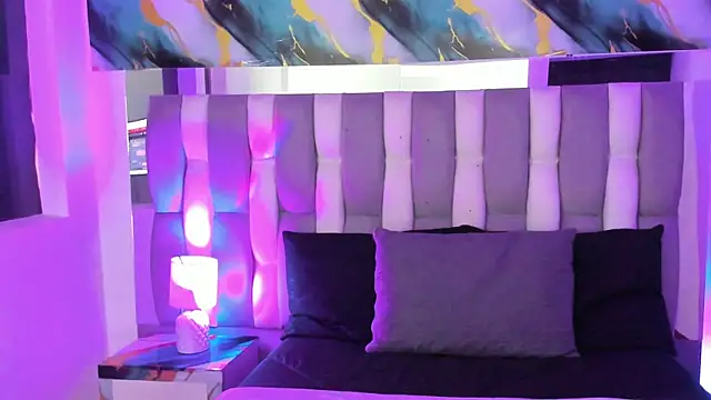 Snapshot of Adaara_Rey chatting on December 4, 2025, 7:44 pm Adaara Rey online show from December 4, 2025, 7:44 pm