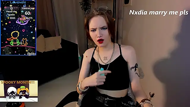 Dilara xBaby online show from October 18, 2025, 2:29 pm