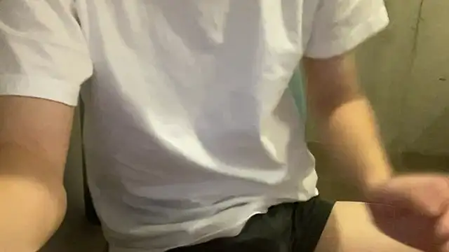 Snapshot of Lotus_boy chatting on November 26, 2025, 10:16 am Lotus boy online show from November 26, 2025, 10:16 am