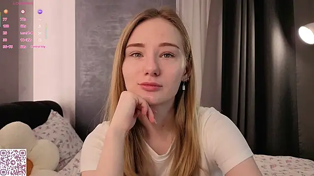 ElvinaRose online show from November 27, 2025, 2:13 am