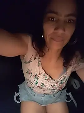 Snapshot of butterflykhash89 chatting on January 13, 2026, 1:33 am butterflykhash89 online show from January 13, 2026, 1:33 am