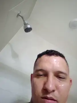 Leannel26 online show from March 25, 2026, 12:27 am