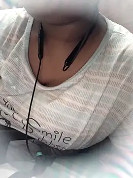 Cute Amiya online show from September 14, 2025, 7:46 pm