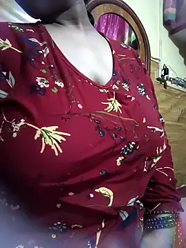 Cute Amiya online show from November 2, 2025, 3:09 am