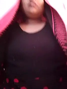 Cute Amiya online show from November 16, 2025, 7:36 am