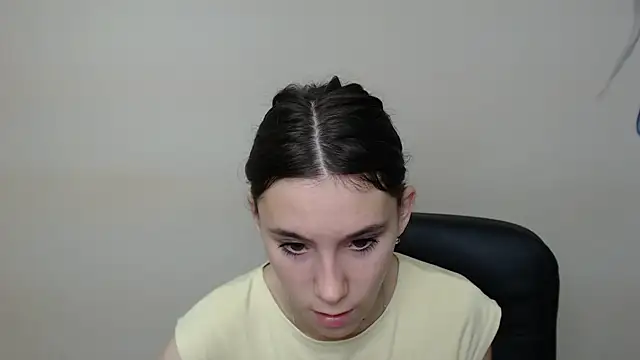 Snapshot of RosaRay_ chatting on September 26, 2025, 6:50 am RosaRay online show from September 26, 2025, 6:50 am
