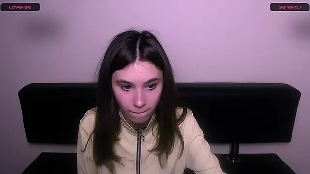 RosaRay  online show from February 24, 2026, 7:28 am