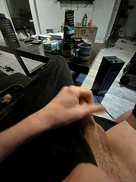 Snapshot of Justme_8519 chatting on January 18, 2026, 4:22 pm Justme 8519 online show from January 18, 2026, 4:22 pm