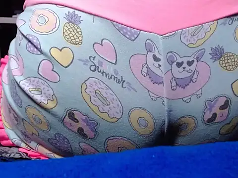 salmaextremeperver online show from November 14, 2025, 10:25 am