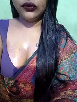 Snapshot of JIYA-04 chatting on November 15, 2025, 2:57 pm JIYA-04 online show from November 15, 2025, 2:57 pm