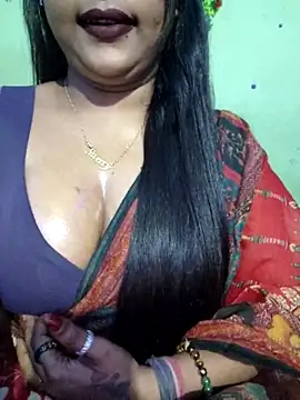 Snapshot of JIYA-04 chatting on December 20, 2025, 4:47 pm JIYA-04 online show from December 20, 2025, 4:47 pm