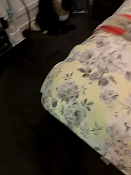 Reacher110565 online show from November 28, 2025, 2:20 pm