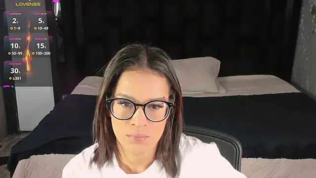 Snapshot of ZoeWestt chatting on September 17, 2025, 12:51 pm ZoeWestt online show from September 17, 2025, 12:51 pm