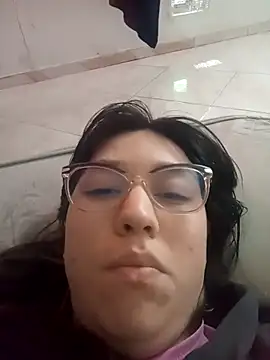 lareinalareinadelanal online show from November 29, 2025, 1:25 pm