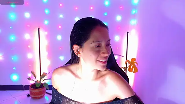 Snapshot of Sarasavage chatting on April 20, 2026, 3:04 pm Sarasavage online show from April 20, 2026, 3:04 pm