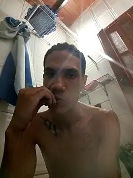 Snapshot of Gabriel_Stone chatting on January 6, 2026, 12:25 am Gabriel Stone online show from January 6, 2026, 12:25 am