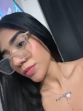 ElaRose 12 online show from February 22, 2026, 8:07 pm