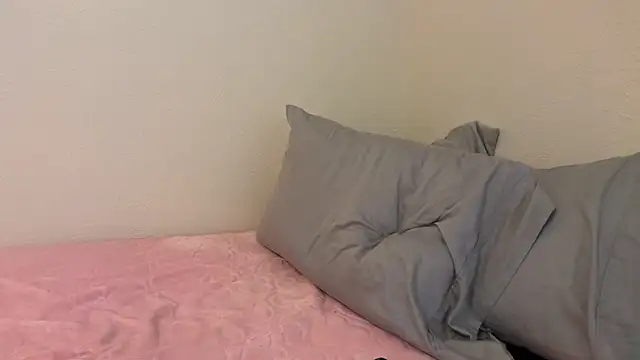 Snapshot of kykybaby4444 chatting on January 13, 2026, 4:34 pm kykybaby4444 online show from January 13, 2026, 4:34 pm