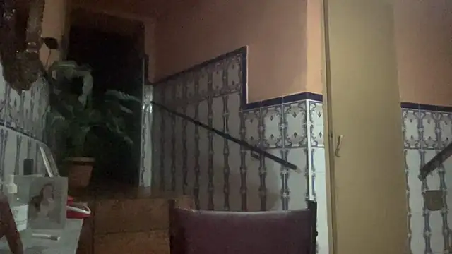 Snapshot of Minidemonkush chatting on October 7, 2025, 11:46 pm Minidemonkush online show from October 7, 2025, 11:46 pm