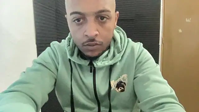 Snapshot of Minidemonkush chatting on November 12, 2025, 9:32 am Minidemonkush online show from November 12, 2025, 9:32 am