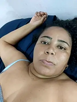 Snapshot of Rafaschuler chatting on December 15, 2025, 4:44 pm Rafaschuler online show from December 15, 2025, 4:44 pm