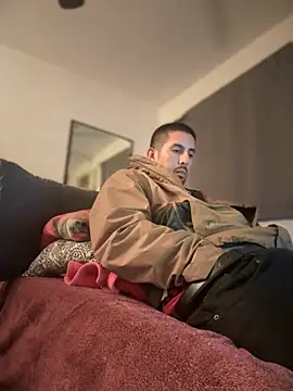 himNIGuys online show from November 29, 2025, 5:21 am