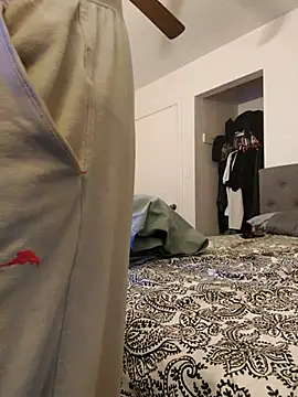 himNIGuys online show from February 5, 2026, 2:16 am