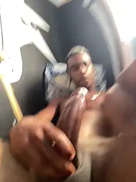 Snapshot of machucatu chatting on February 5, 2026, 2:22 pm machucatu online show from February 5, 2026, 2:22 pm