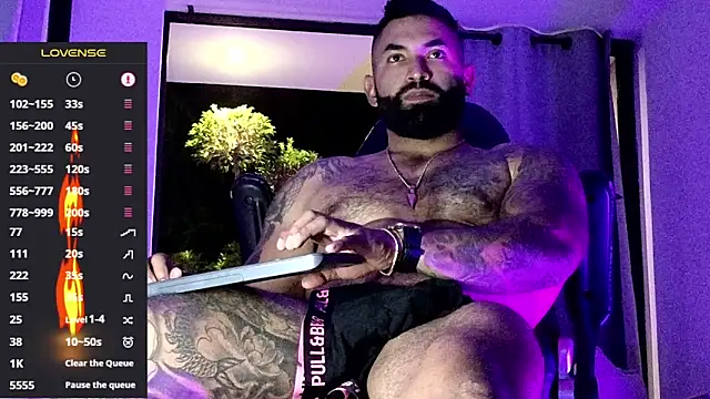 Max-prada online show from February 1, 2026, 2:10 am