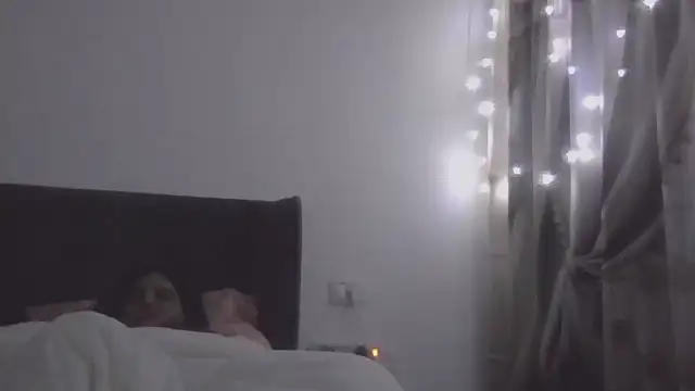 Snapshot of maayanlevi2 chatting on February 4, 2026, 8:36 pm maayanlevi2 online show from February 4, 2026, 8:36 pm