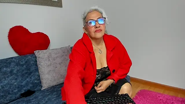 Snapshot of marilyn70 chatting on February 19, 2026, 12:06 am marilyn70 online show from February 19, 2026, 12:06 am