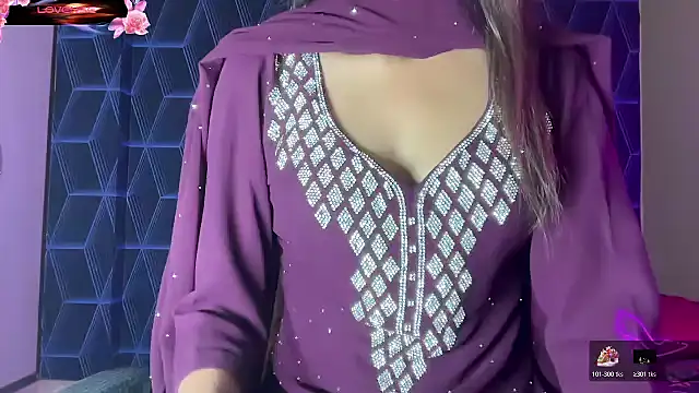 Snapshot of _Mehak__ chatting on November 19, 2025, 3:23 pm Mehak online show from November 19, 2025, 3:23 pm