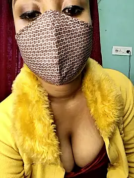 Snapshot of Miss_Mayaa_ chatting on January 13, 2026, 3:34 am Miss Mayaa online show from January 13, 2026, 3:34 am