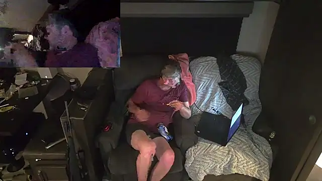 Snapshot of Cobra500hp@xh chatting on February 17, 2026, 6:43 am Cobra500hpxh online show from February 17, 2026, 6:43 am