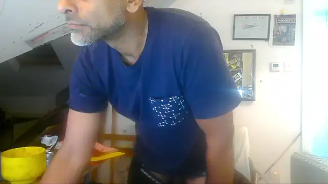 Snapshot of mista_sista_fista chatting on April 15, 2026, 11:16 pm mista sista fista online show from April 15, 2026, 11:16 pm