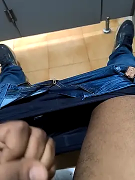 Snapshot of buntyk199 chatting on February 2, 2026, 10:36 am buntyk199 online show from February 2, 2026, 10:36 am