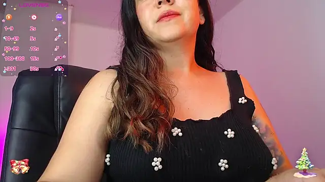 Snapshot of Abbyjoness21 chatting on December 18, 2025, 8:04 pm Abbyjoness21 online show from December 18, 2025, 8:04 pm