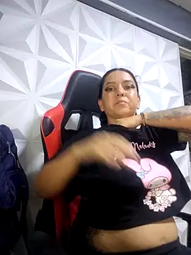 Snapshot of Abbyjoness21 chatting on March 29, 2026, 2:28 pm Abbyjoness21 online show from March 29, 2026, 2:28 pm